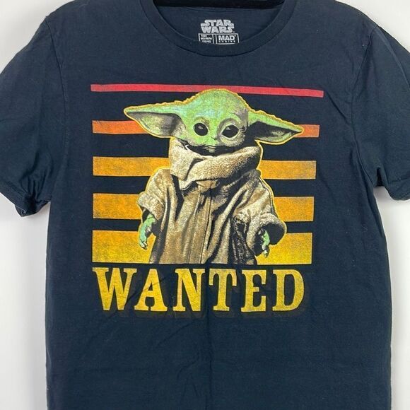 Star Wars The Child Mandalorian Wanted Graphic T-shirt Black M - Picture 2 of 5